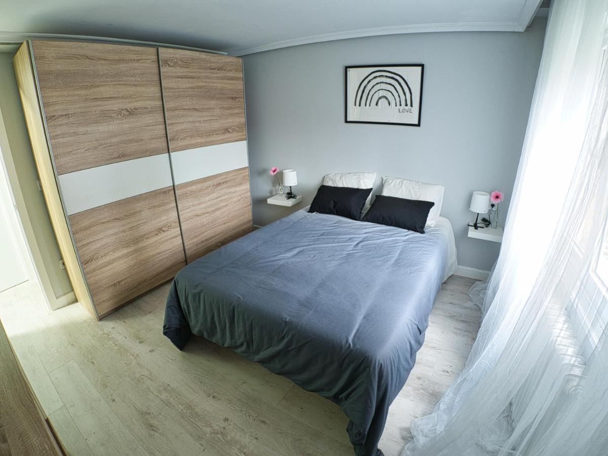 Bonito Piso Villafria Oviedo Exterior photo